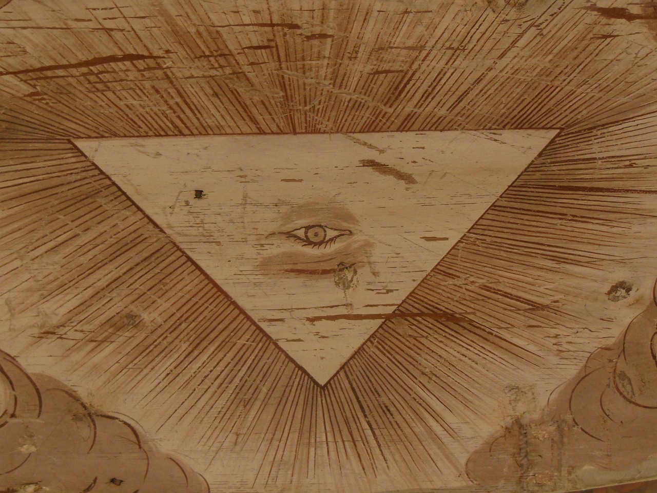Quelle technique utiliser pour peindre un plafond sans traces ? découvrez les techniques de peinture pour plafond pour transformer et sublimer votre intérieur avec des finitions professionnelles et créatives.